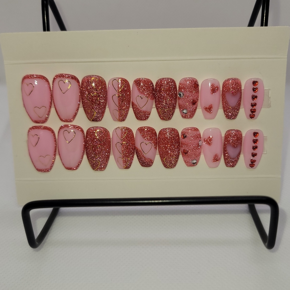 HAND PAINTED PRESS ON NAILS, SHORT COFFIN, 20 NAILS